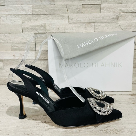 Manolo Blahnik Fiboslac Black Satin Swarovski Crystal Slingback 70MM Pumps SZ 37 - Picture 2 of 14
